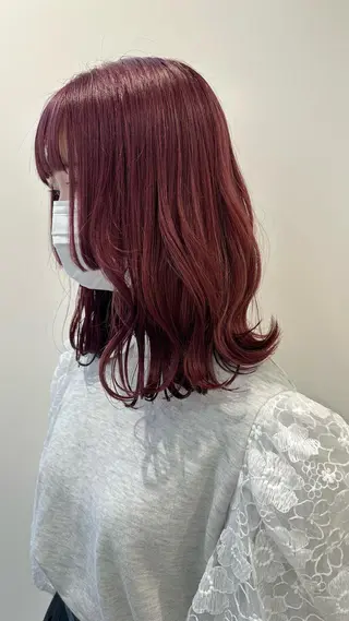 ミディアム カラー 小顔レイヤー/ ベージュ🤍Rieのヘアスタイル