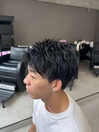 メンズ カズキ🌼曲がる 縮毛矯正のヘアスタイル