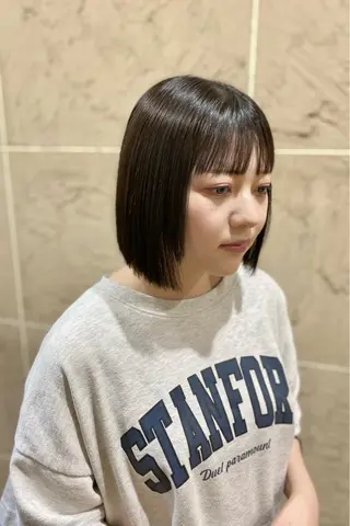 ミディアム カラー 菊地 紗矢のヘアスタイル