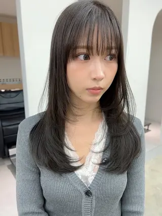 ロング vince. moekoのヘアスタイル