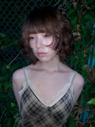 ミディアム カラー ヘアアレンジ yiye shioriのヘアスタイル