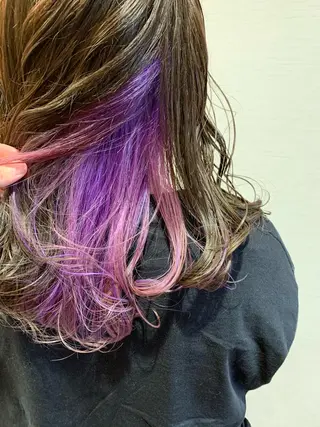 セミロング カラー 蓮見  友里のヘアスタイル