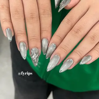 ネイル karin 【吉祥寺ネイル】のネイルデザイン