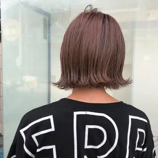 ショート カラー 相川 愛実のヘアスタイル
