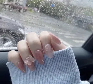 ネイル 🦋ネイルサロン ブラン🌈ゆりのネイルデザイン