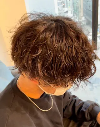 パーマ メンズ 顔まわり/W カラー/リョウのヘアスタイル