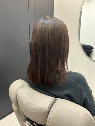 ミディアム カラー SHIINA シイナのヘアスタイル