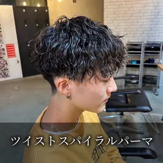 ショート パーマ メンズ メンズサロンOVER 町田店[学生限定]の眉毛・アイブロウイメージ
