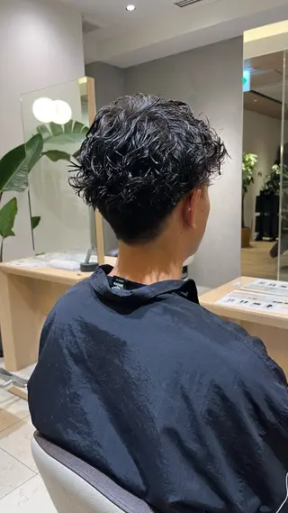 パーマ メンズ 伊佐治 夕芽のヘアスタイル