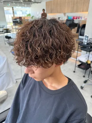 メンズ ベージュカラー/新潟 カラー特化/落合優吾のヘアスタイル