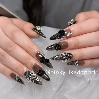 ネイル ピンキー 池田公園店のネイルデザイン