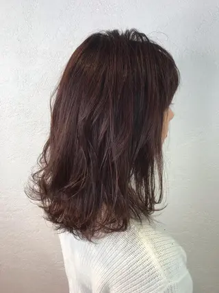 セミロング カラー デザインカラー🌈 高木リョウのヘアスタイル