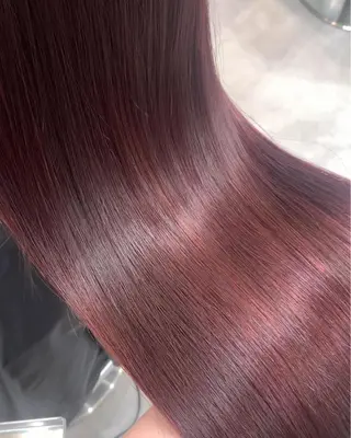 ロング 近 紗理奈のヘアスタイル