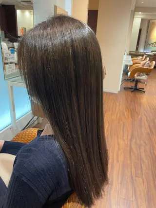 カラー 高橋廉治 (タカハシレンジ)のヘアスタイル