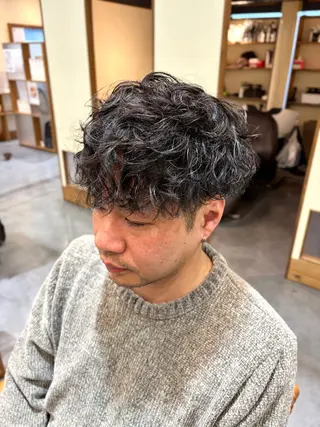 パーマ メンズ メンズ特化美容師 岩田拓海のヘアスタイル