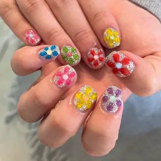 ネイル nailist mana𖤐´-のネイルデザイン