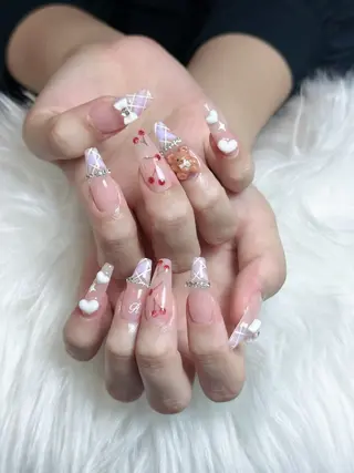 ネイル Julli NailStudioのネイルデザイン