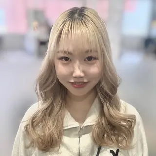 セミロング OZ梅田♡ ゆはなブリーチのヘアスタイル