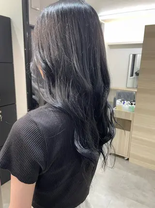 セミロング カラー 山本 美羽のヘアスタイル