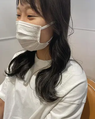 ミディアム カラー パーマ ヘアアレンジ メンズ キッズ ネイル マツエク・マツパ 🫧垢抜けヘア🫧 SHIORIのヘアスタイル