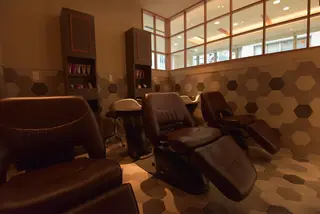 ロング カラー 鍵山 千秋のヘアスタイル