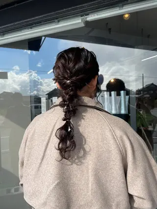 ロング ヘアアレンジ マキノ キョウカのヘアスタイル