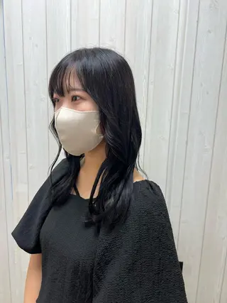 セミロング あおい/透明感 /ハイトーンのヘアスタイル