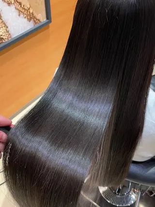 🫧いお/透明感艶 カラー/縮毛矯正🫧のヘアスタイル