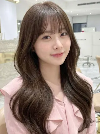 ロング ☁️透明感カラー× レイヤー ☁️ノアのヘアスタイル