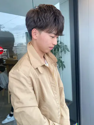 パーマ メンズ 山﨑 大暉【ダブルカラー】のヘアスタイル
