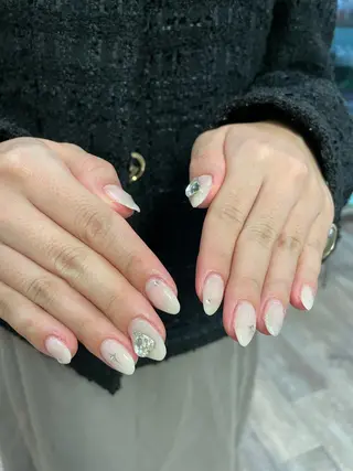 ネイル はばすみれ🎀ﾈｲﾙ 光ﾌｪｲｼｬﾙ ﾍｱのネイルデザイン