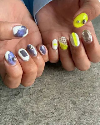 ネイル shiki_nail 🪐のネイルデザイン