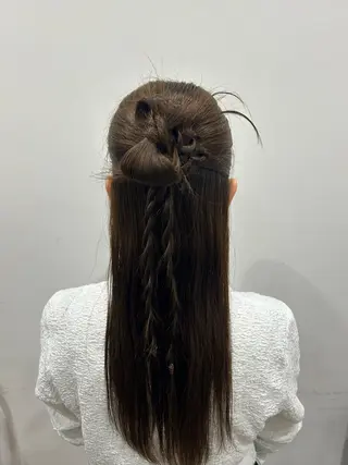 ヘアアレンジ 🎀大竹美侑／顔まわ りカット／レイヤーのヘアスタイル