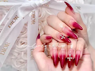 ネイル ✨Nailsalon Vi+✨のネイルデザイン