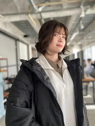 ミディアム パーマ KOOKI スティードトーキョーのヘアスタイル