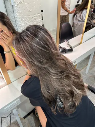 カラー ハイライト白髪ぼかし メンズパーマ渋谷のヘアスタイル