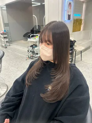 ロング あ い か 🎀 レイヤーカットのヘアスタイル