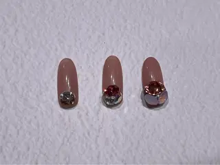 ネイル KARIN LANDHAKATAのネイルデザイン