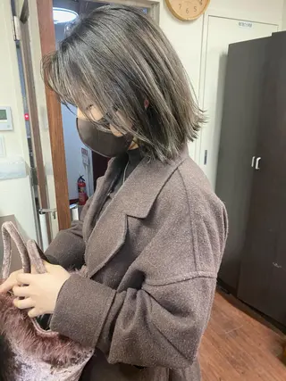 ショート カラー せこぐち まいのヘアスタイル