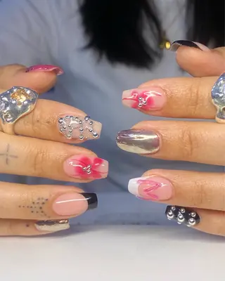 ネイル 💕Nanaka💕 ［森ノ宮駅徒歩1分］のネイルデザイン