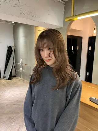 セミロング カラー レイヤーカット🐩 透明感カラー モカのヘアスタイル