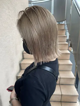 ミディアム カラー ARCANAブリーチ ダブルカラー🌟原宿のヘアスタイル