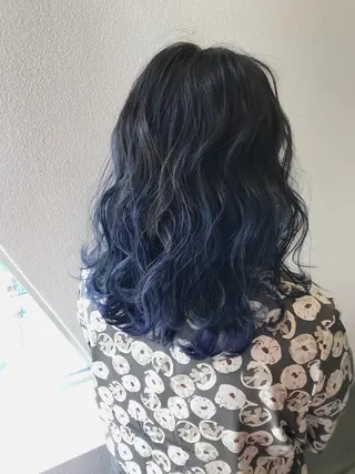 ミディアム カラー lani ブリーチ /ダブルカラーのヘアスタイル