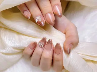 ネイル M🌷nail 長さだし専門店のネイルデザイン