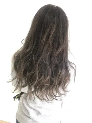 ロング カラー Rayt hair レイトヘアーのヘアスタイル