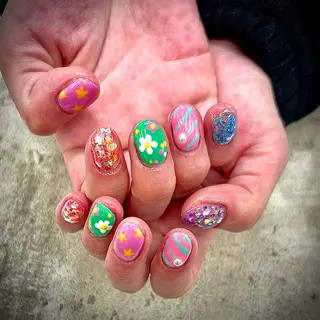 ネイル MAXKELLY YUASAのネイルデザイン