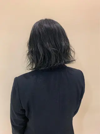 ミディアム カラー 顔まわりカット✄ ベージュカラー🧸のヘアスタイル