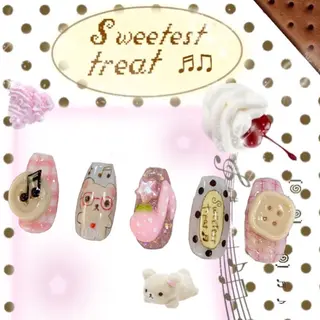 ネイル maaya🗯️ ㅁㅏ♡ㅏ ♡ㅑのネイルデザイン