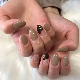 ネイル 西岡 杏のネイルデザイン