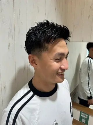ショート メンズ 中嶋 紘夢のヘアスタイル